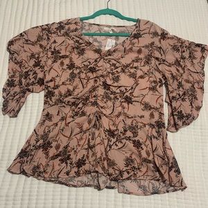 Floral casual top by Maurices